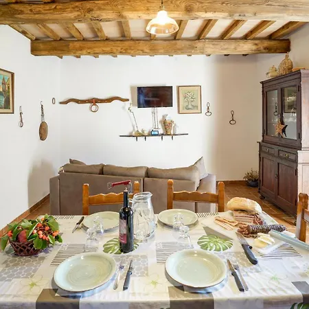 2 Bedroom In * Stribugliano